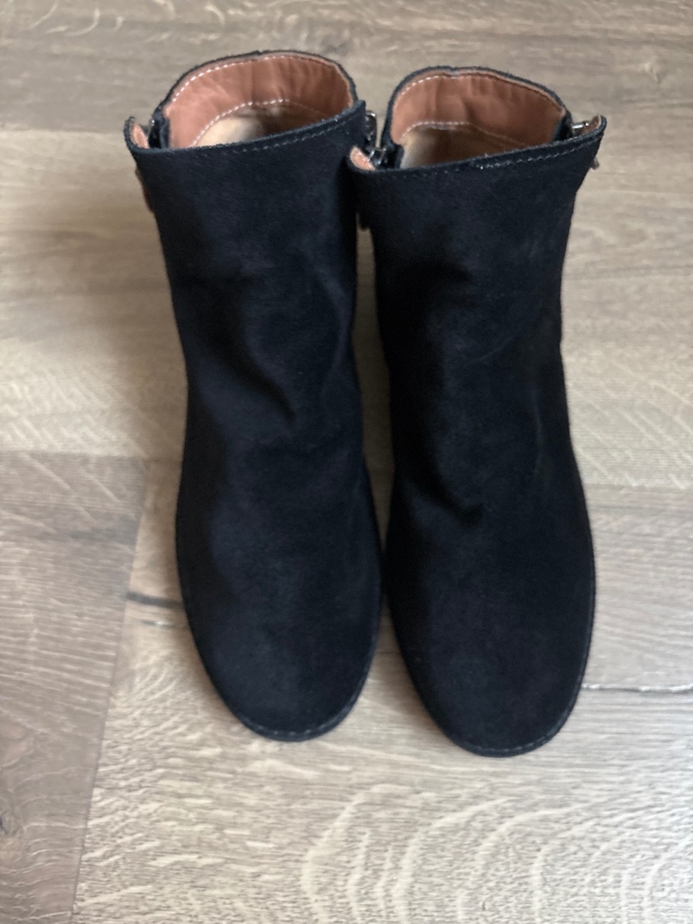 Gentle Souls by Kenneth Cole Emma Ankle Bootie